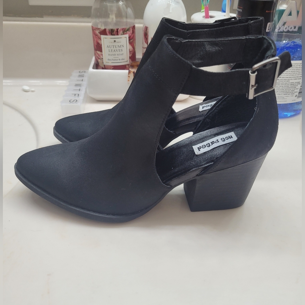Not Rated Black Heeled Boots with Cut-Out Design Never Wore Just Tried On Size 7
